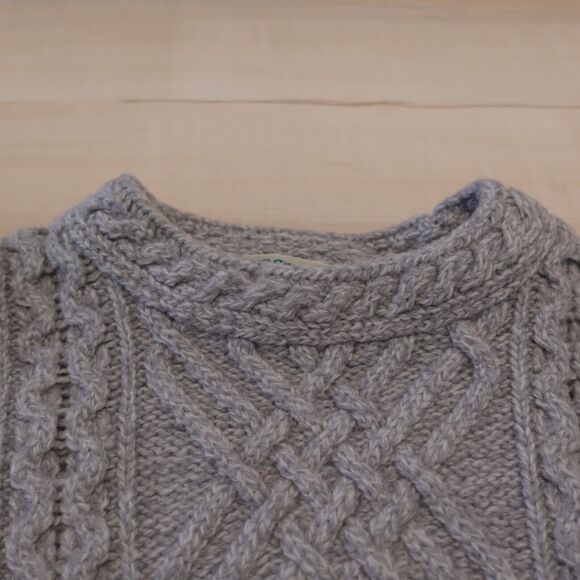 Aran Crafts Women M Sweater Cable Knit Merino Wool Pullover Gray Chunky Marled - Picture 5 of 12